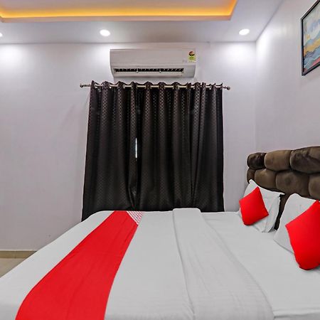 Oyo Flagship 81064 Chaudhary In Hotel Gorakhpur Bagian luar foto