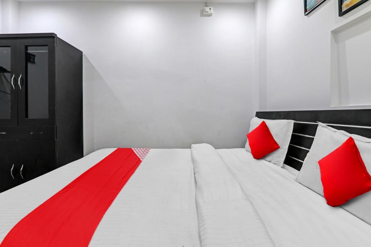 Oyo Flagship 81064 Chaudhary In Hotel Gorakhpur Bagian luar foto