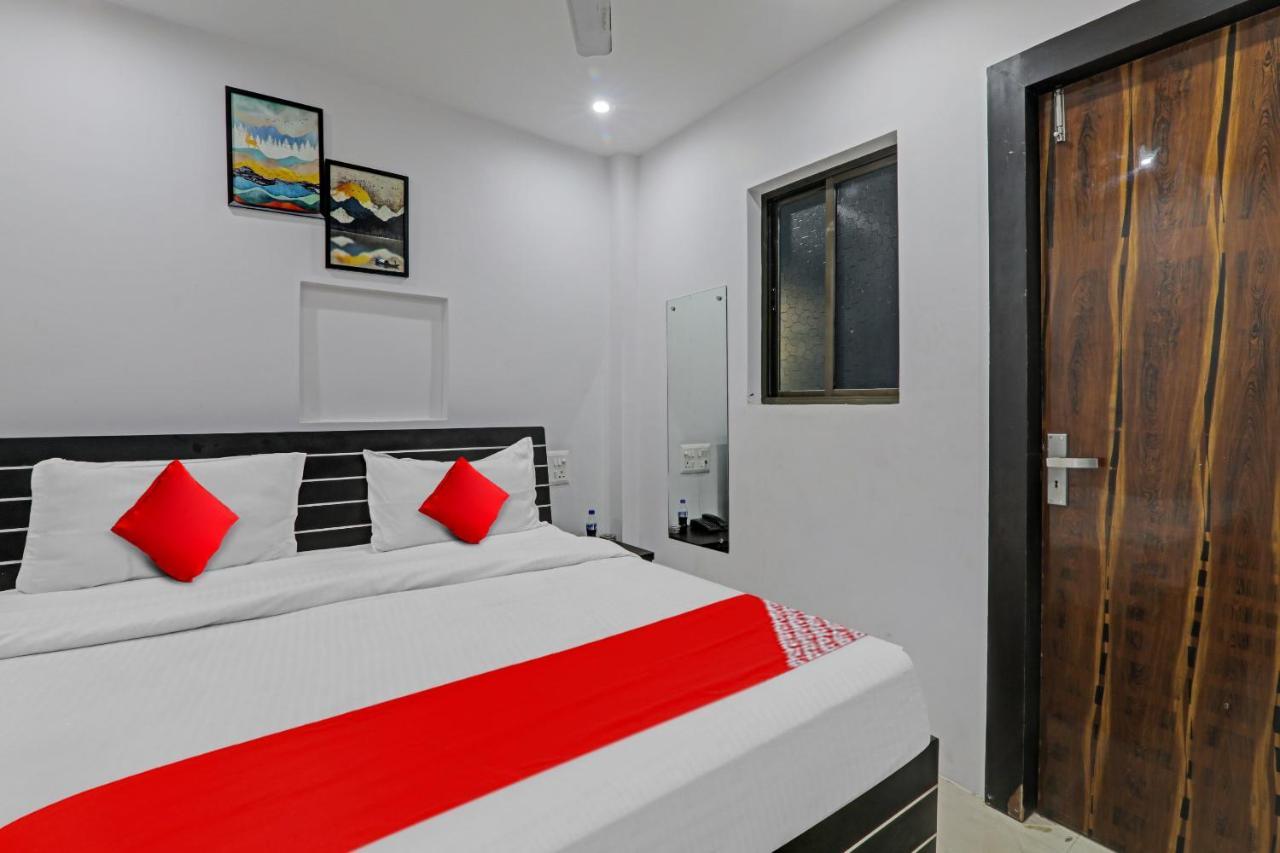 Oyo Flagship 81064 Chaudhary In Hotel Gorakhpur Bagian luar foto