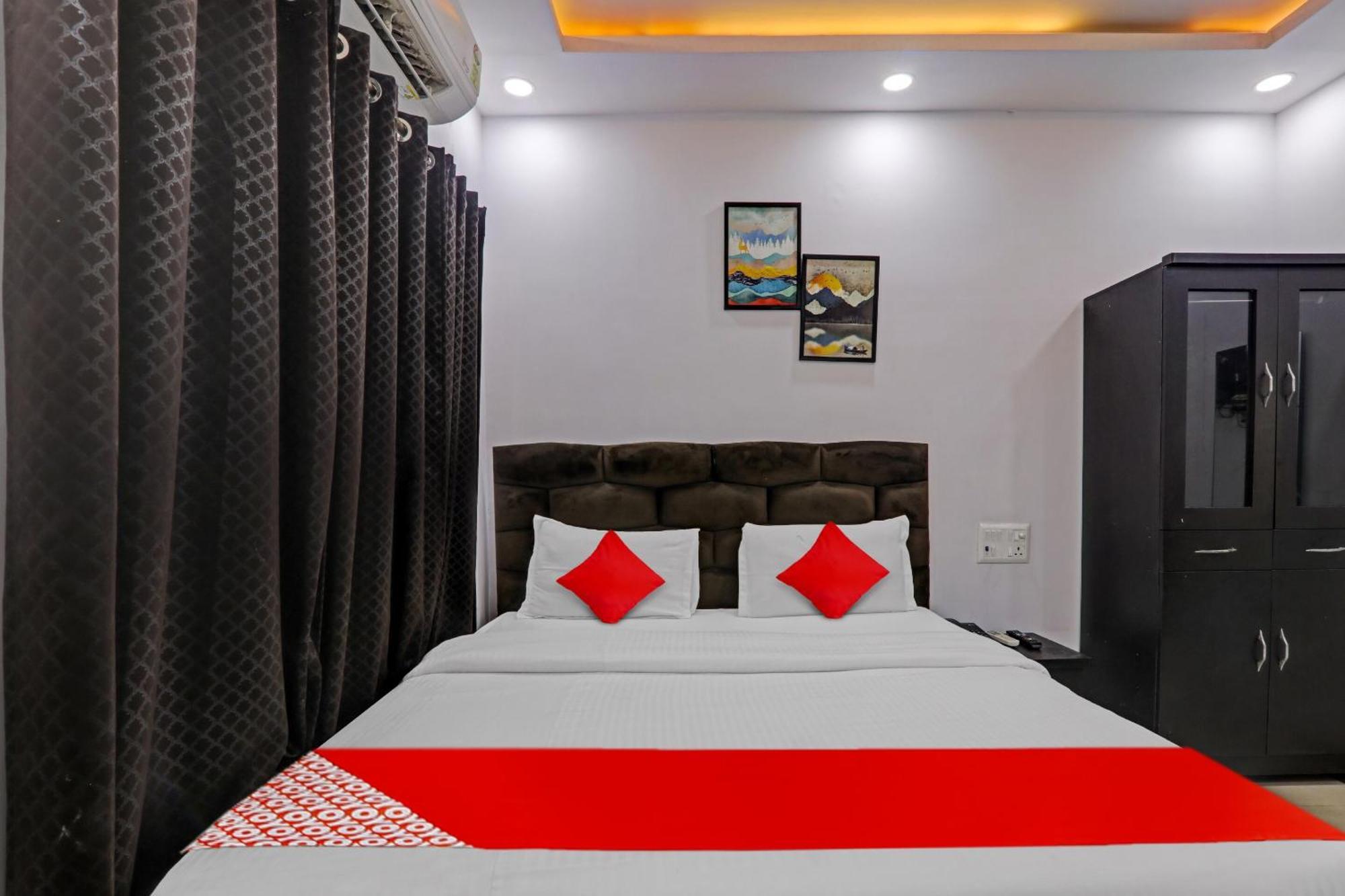 Oyo Flagship 81064 Chaudhary In Hotel Gorakhpur Bagian luar foto