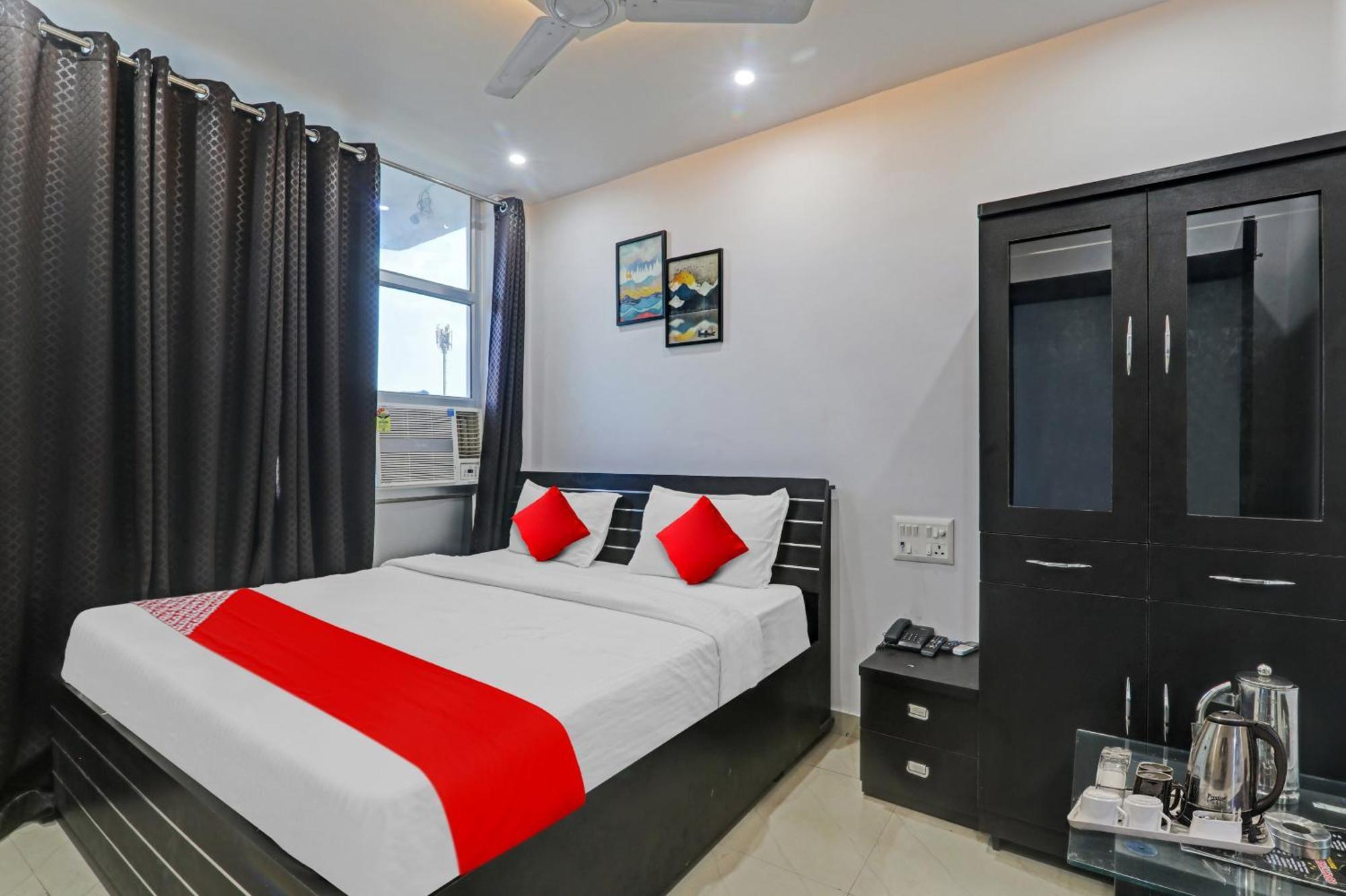 Oyo Flagship 81064 Chaudhary In Hotel Gorakhpur Bagian luar foto